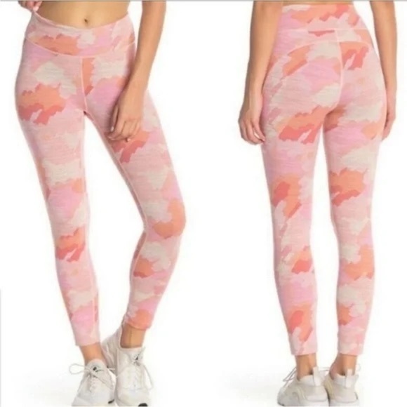 Outdoor Voices 7/8 Coral Tech Sweat Leggings sz S - Picture 1 of 8